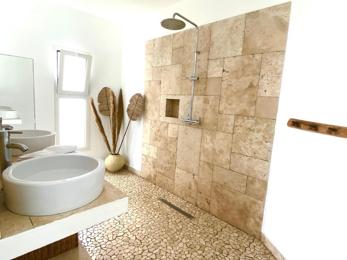 Lestipecheur Fr Villa Grise Avec Piscine Bord De Mer Saint Pierre Ngoại thất bức ảnh