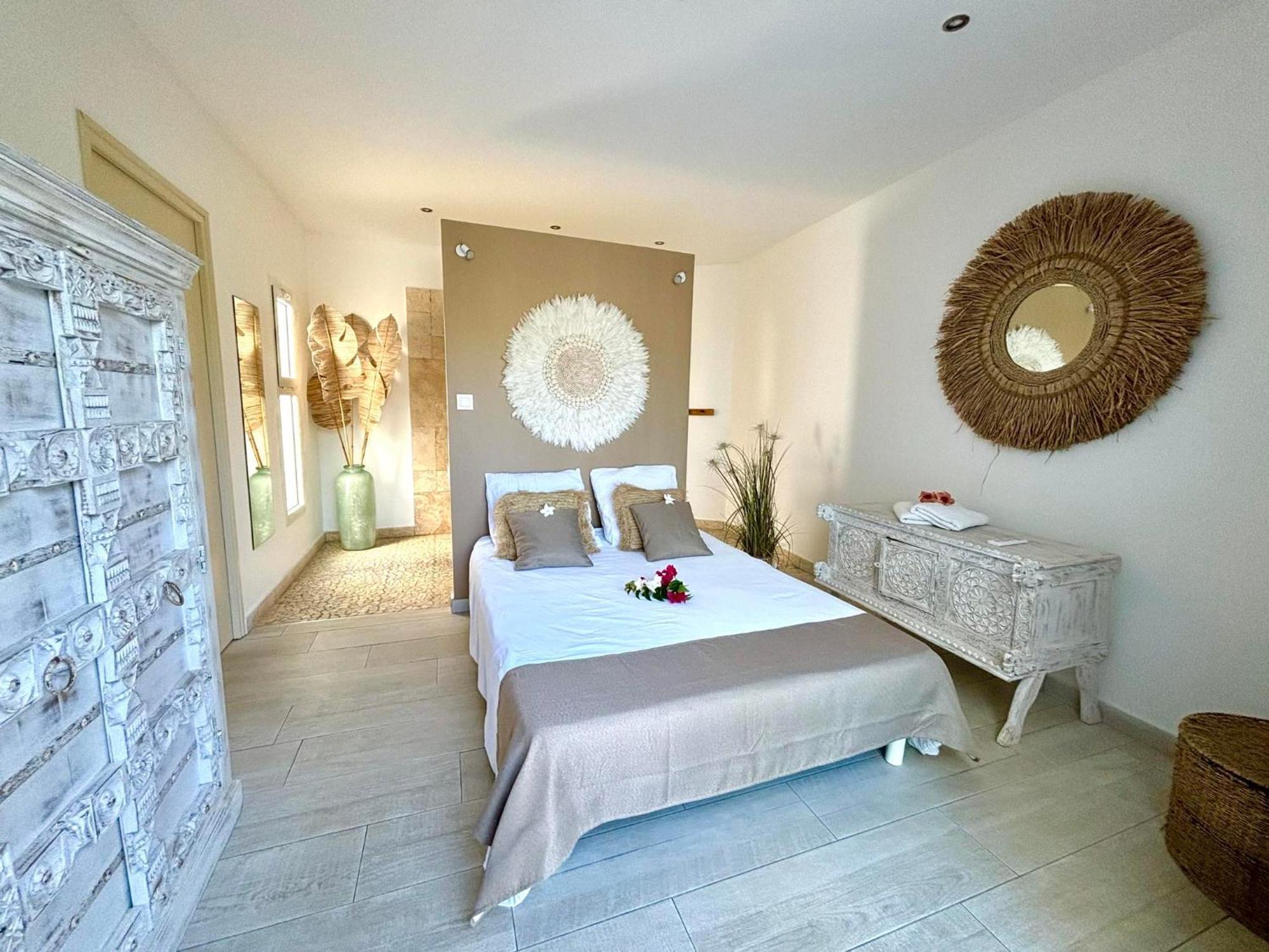 Lestipecheur Fr Villa Grise Avec Piscine Bord De Mer Saint Pierre Ngoại thất bức ảnh